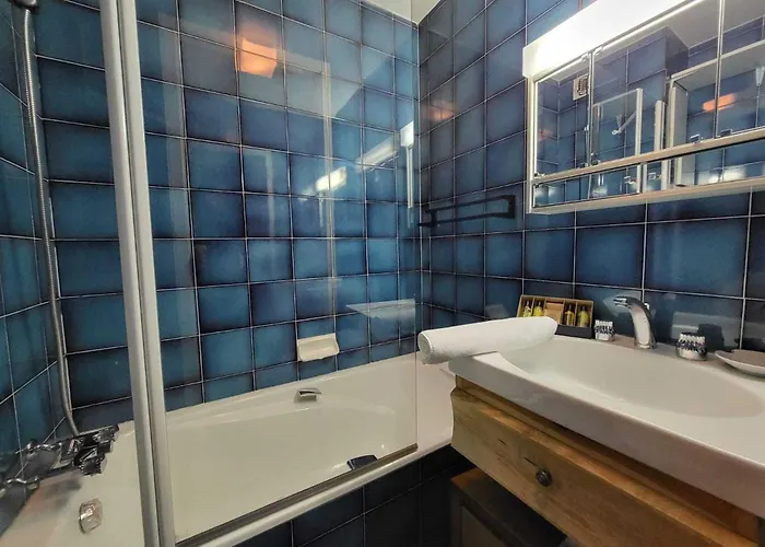 Confortable A 1850 Avec Balcon Et Parking - Fr-1-575-208 公寓 谷雪维尔